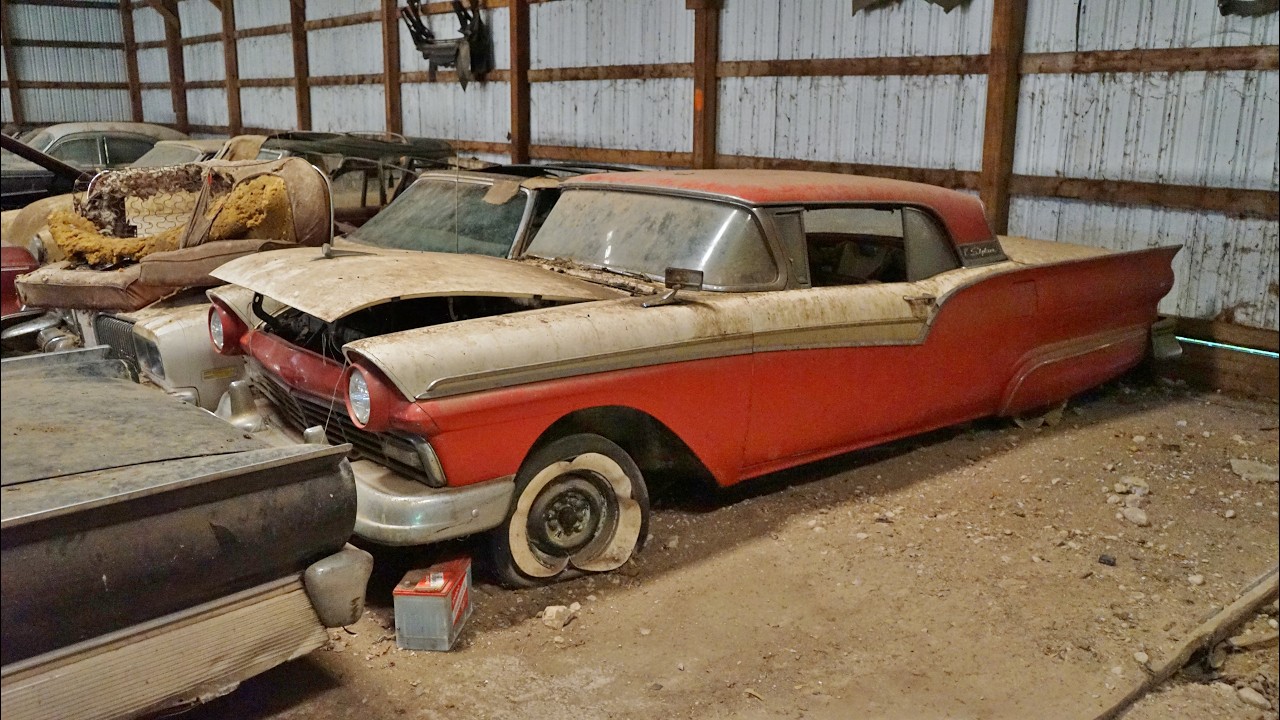 We Uncover a Barn FULL of Rare Ford, Chevys and Mopars!
