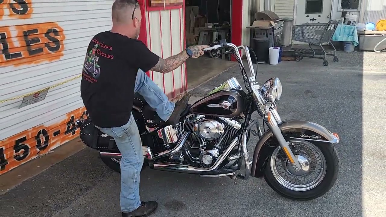 2004 Harley heritage softail classic