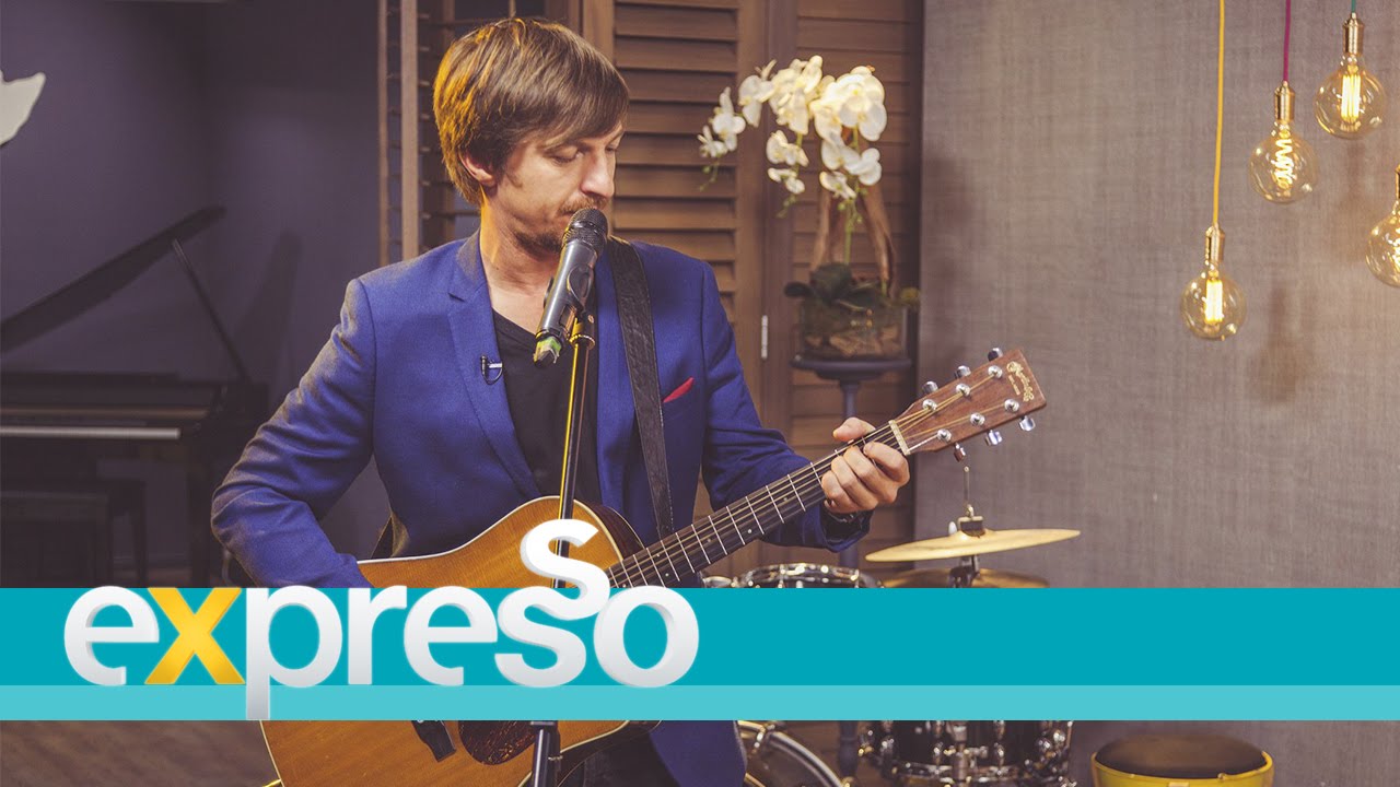 Albert Frost performs 
