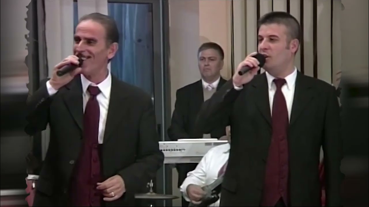 Kolazh . Qytetare fierake. Ansambli