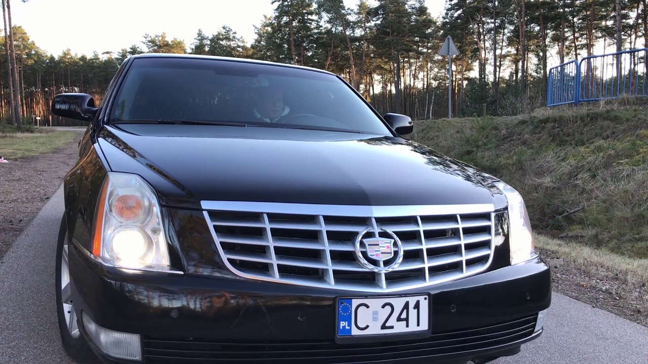 Cadillac DTS 4.6 V8 American Luxury Car, Review & Road Test