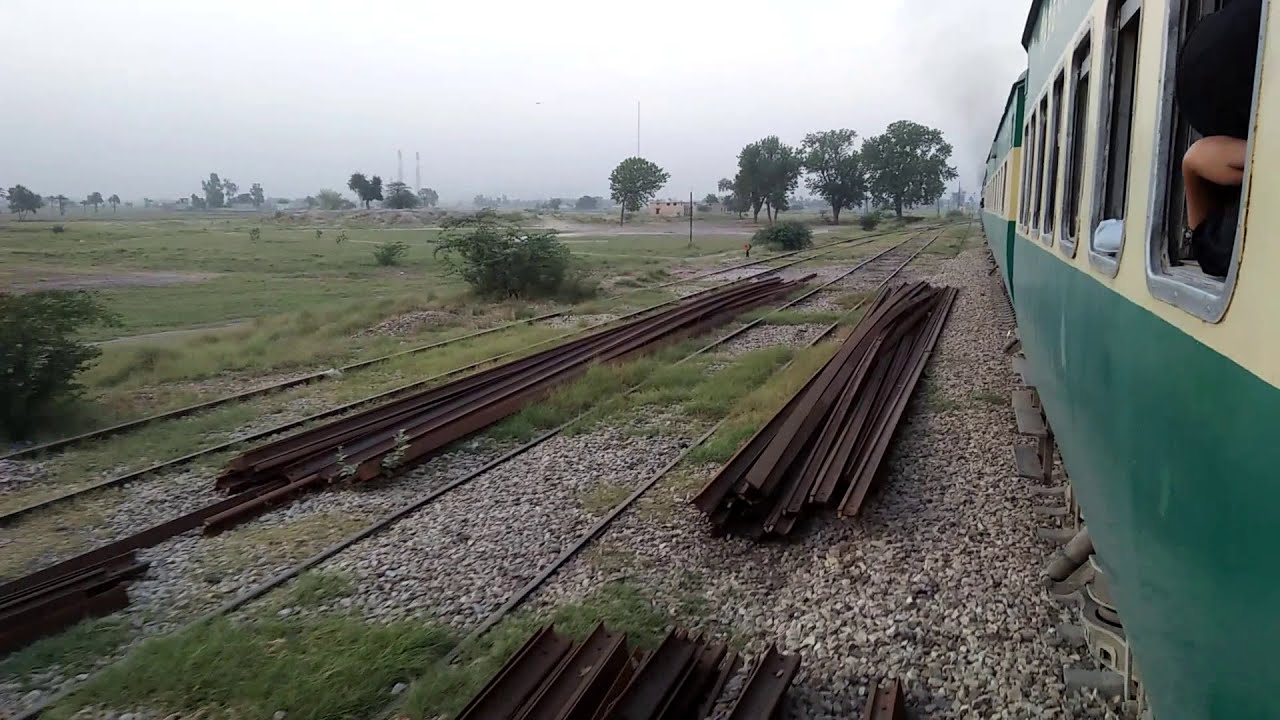 Travelling On 128DN Mehr Express 