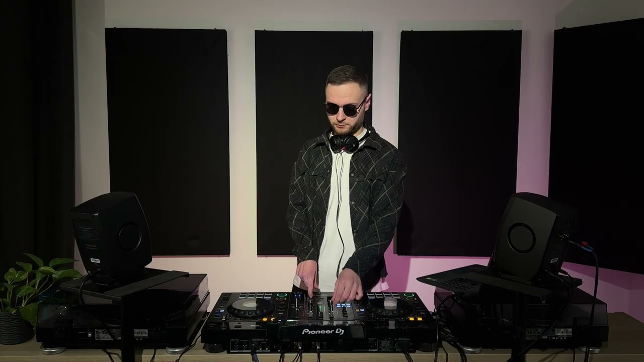 Andrew Solar - Studio Dj Set (Rihanna,Justin Timberlake,Flo Rida,Lady Gaga and other.)