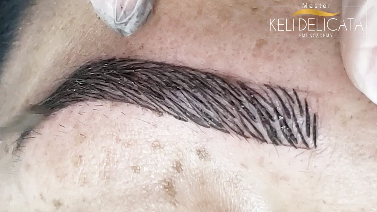 Micropigmentação  Microblading - eyebrow micropigmentation Mikropigmentierung der Augenbrauen
