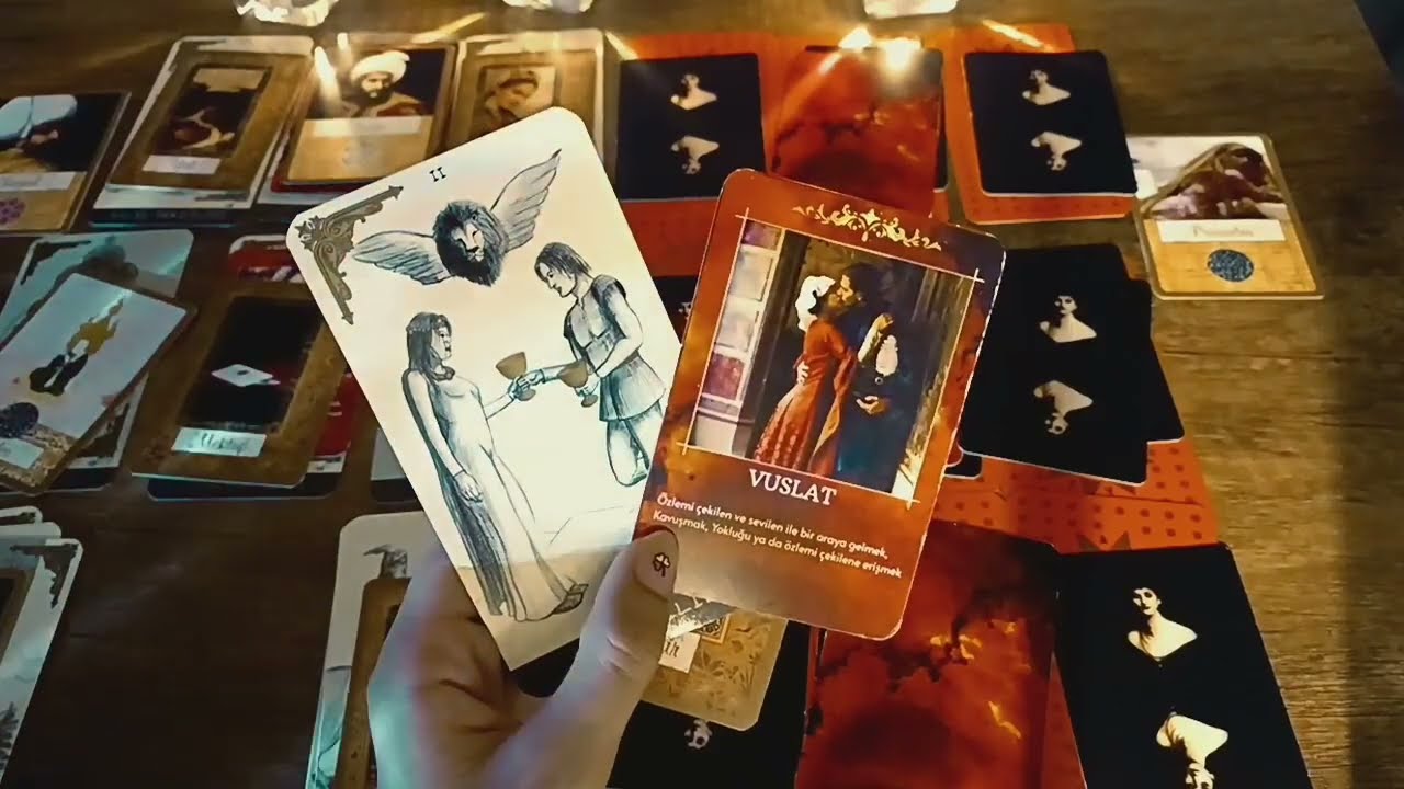 Eril Dişil Enerji Ne düşünüyor? Birbirinize Karşı Hisleriniz Tarot Yorumu 🧚🏻‍♀️ #tarot #keşfet