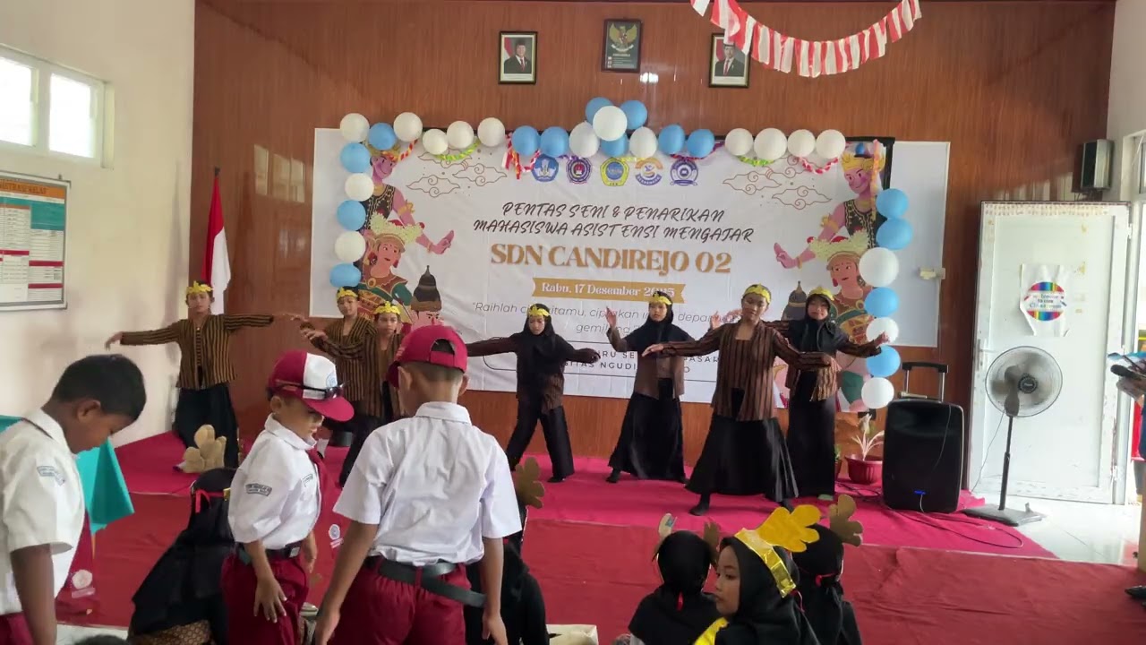 Tari kreasi jamuran 