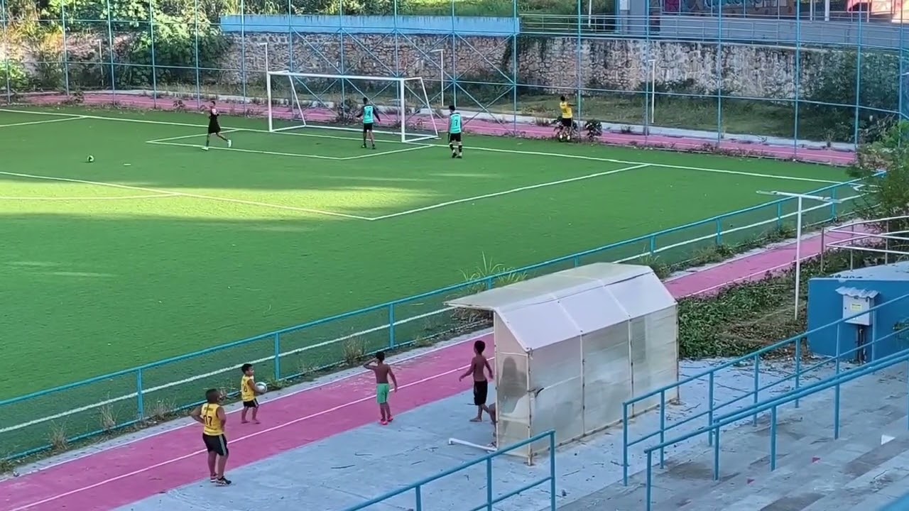 FUTEBOL COM OS AMIGOS PARTE 2 