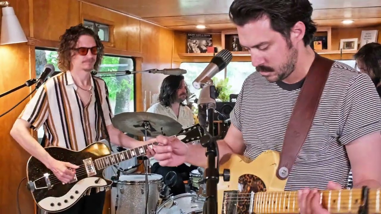 Mo Lowda and The Humble - All Good Fun
