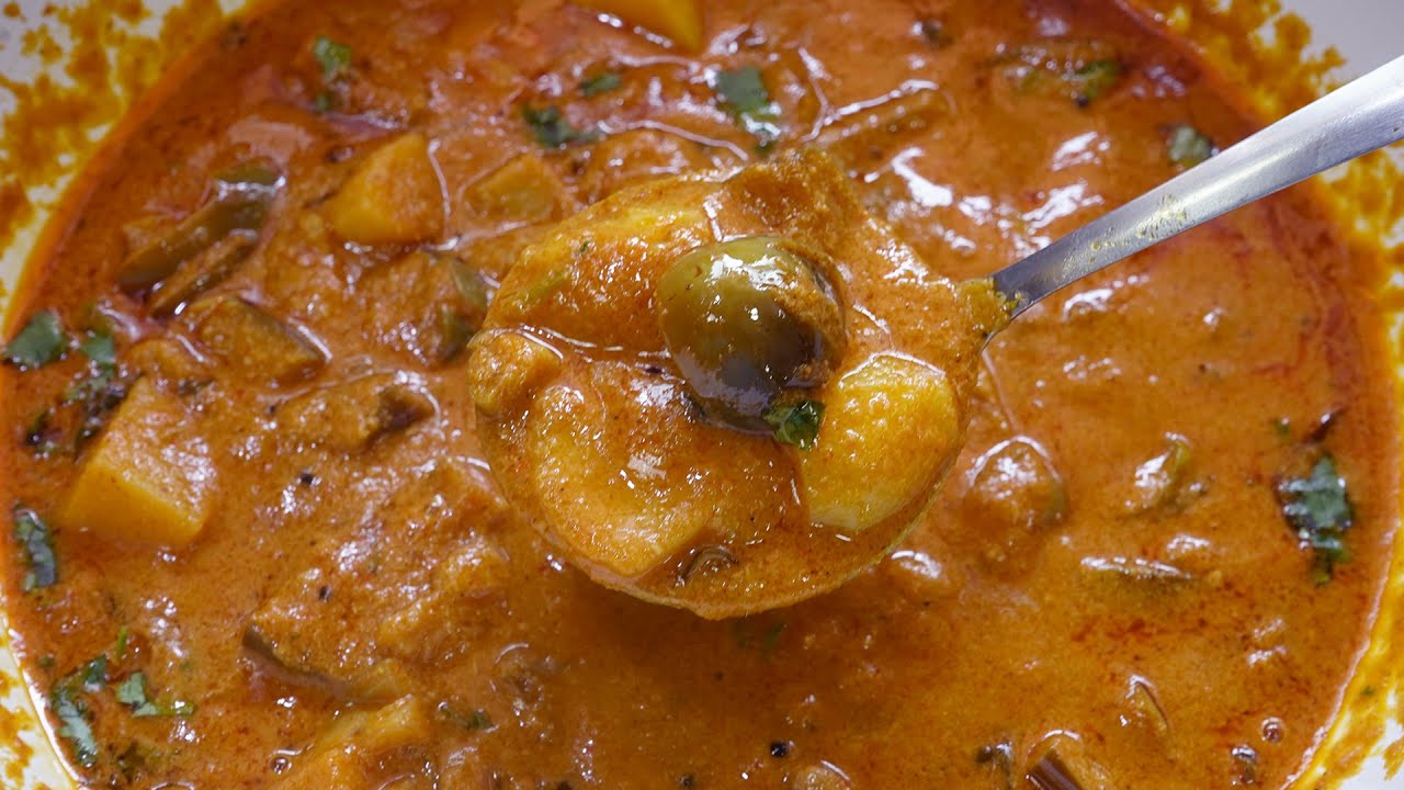 அடி தூள் டேஸ்ட் !! கத்திரிக்காய் உருளைக்குழங்கு அரைச்சுவிட்ட மசாலா கிரேவி | brinjal potato gravy