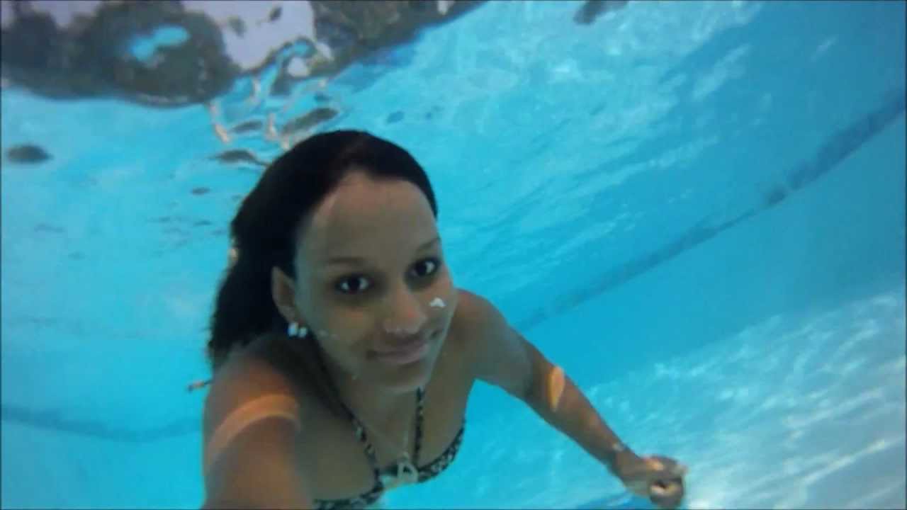 Go Pro HD 960  Swimming pool under the water