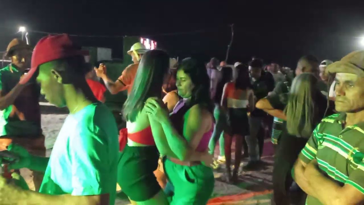 forrozao top Eurico do acordeon na residência dos nossos amigos Nelson e Noelson