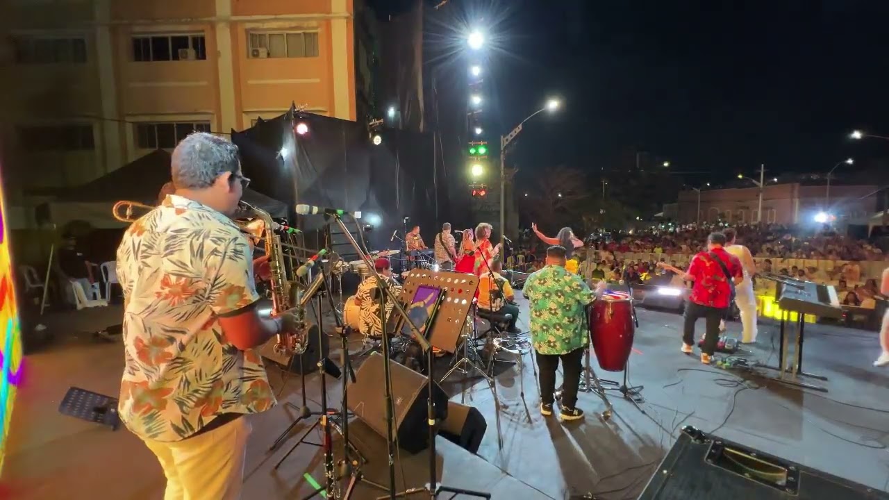 CARNAVAL DE BARRANQUILLA LA ZARAPA RECIBE PREMIO