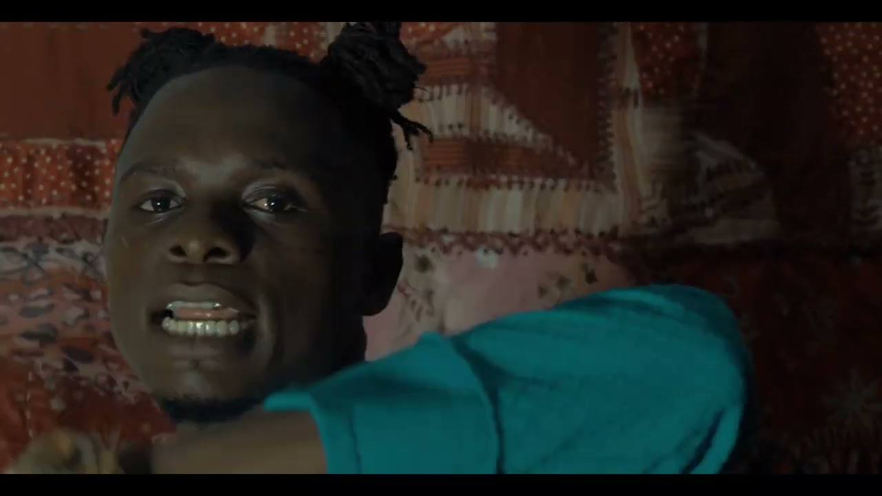 NES BOY - SOFIA  CLIP VIDÉO OFFICIEL