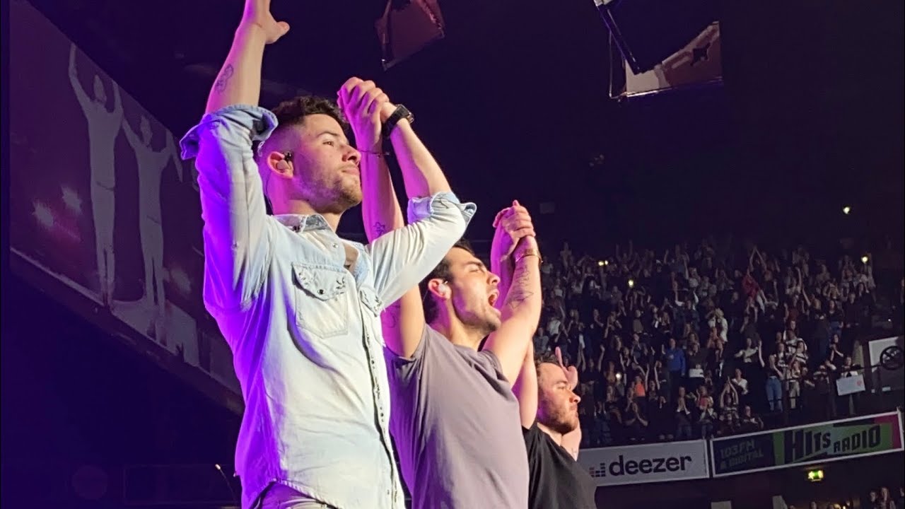 Jonas Brothers | SUCKER | Happiness Begins Tour Manchester