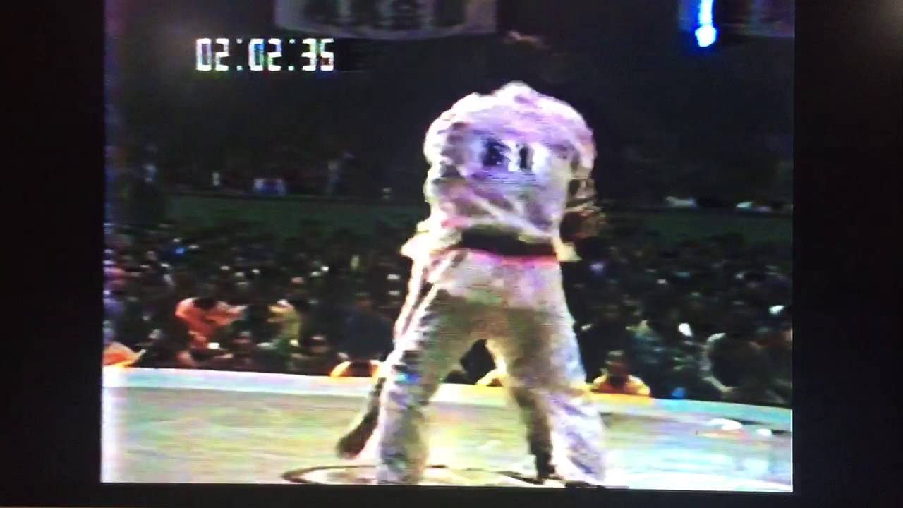 極真アーカイブス 第9回全日本 準々決勝戦 中山猛夫vs廣重毅
