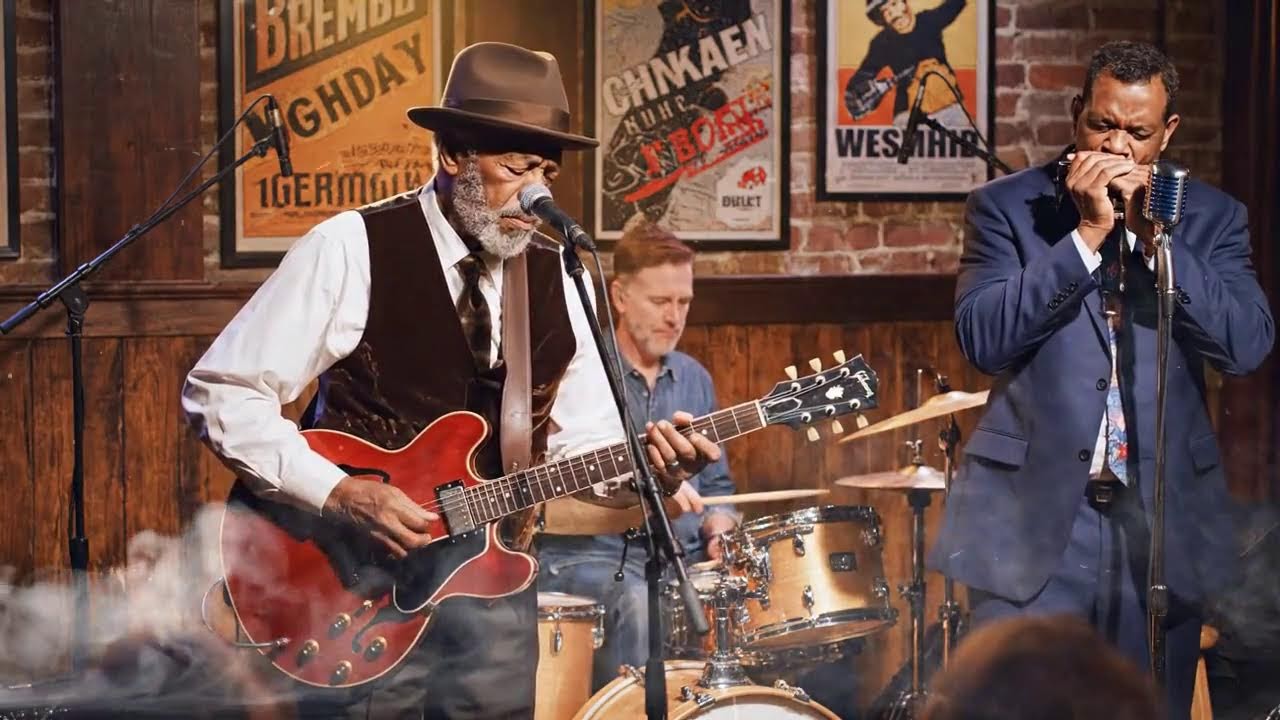 Deep Blues Guitar LIVE 🌙 Slow Blues for Relaxation | Soulful Night Mix 2025