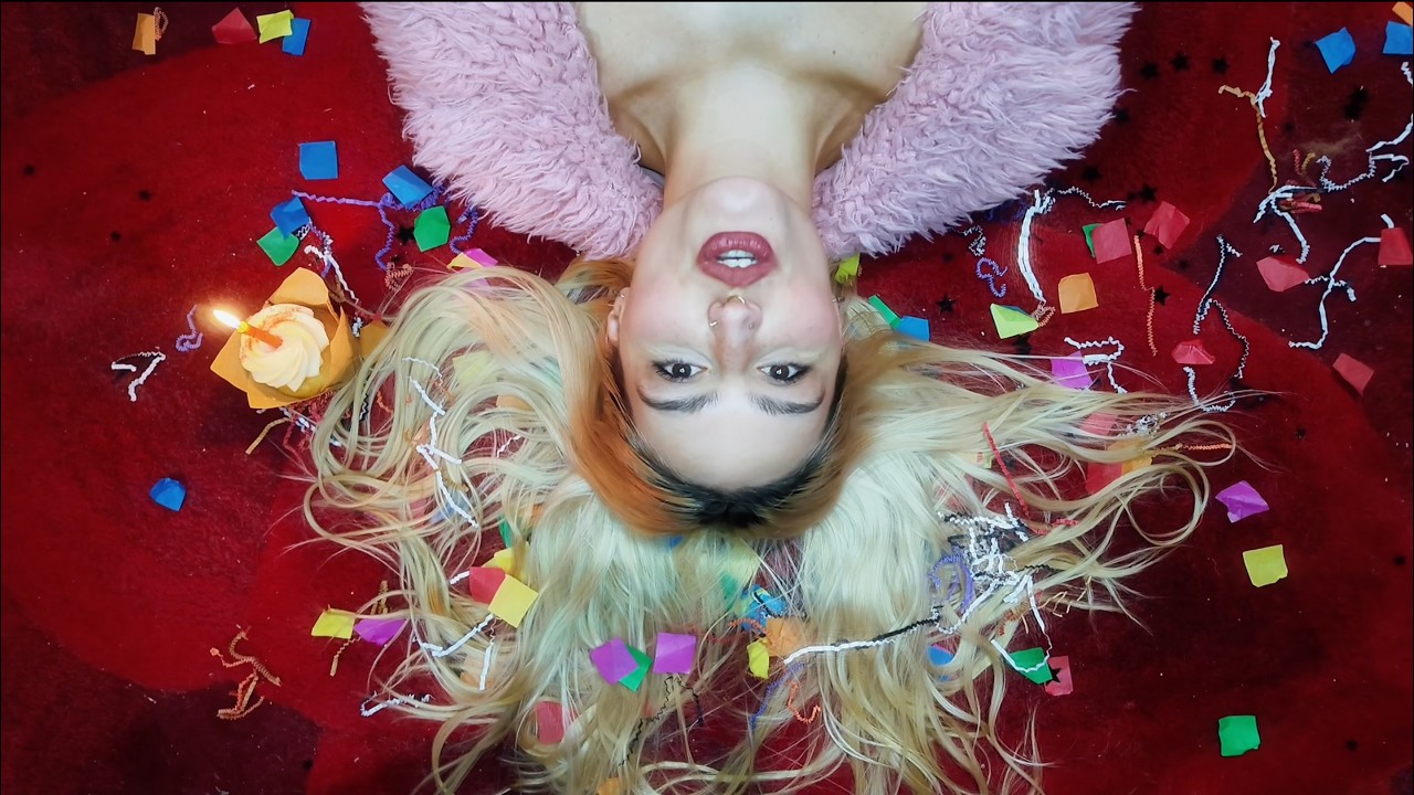 Post American Gothic - Hello Hello (Official Music Video)