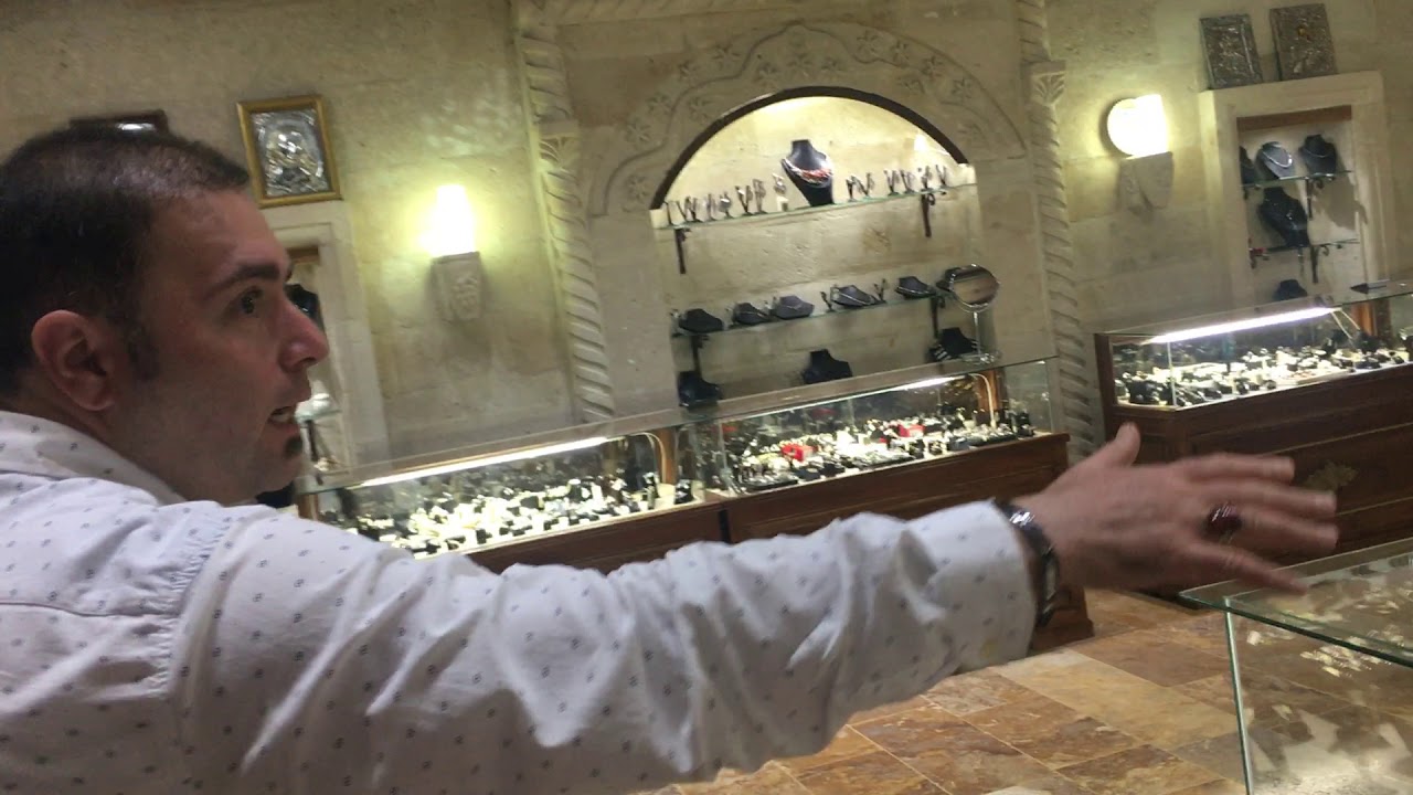 Cappadocia, Turkey أكبر معرض للاحجار الكريمة في كابادوكيا