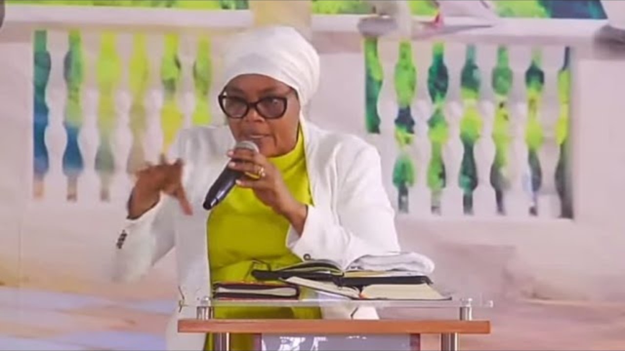 Sr Uguentz Elisse – Prière de Supplication | Chache Prezans Bondye (Moment de Prière Puissant) 🙏