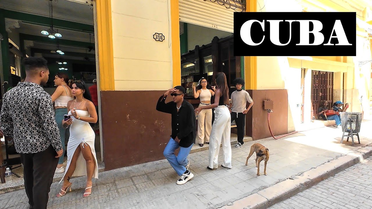 Feel the Beat of Havana 🇨🇺 | Street Music, Cuban Dancers & Classic Cars in Motion