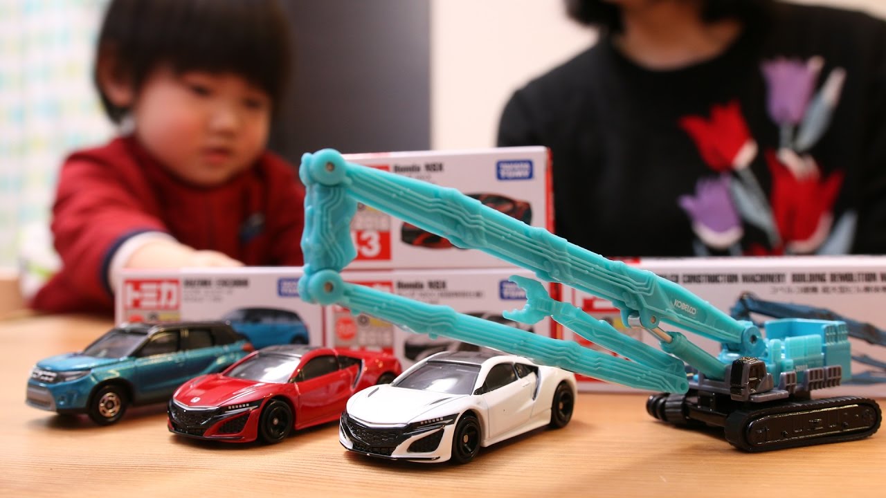 トミカ ホンダNSX スズキエスクード コベルコ  超大型ビル解体専用機 SK3500D 2016年12月のトミカ