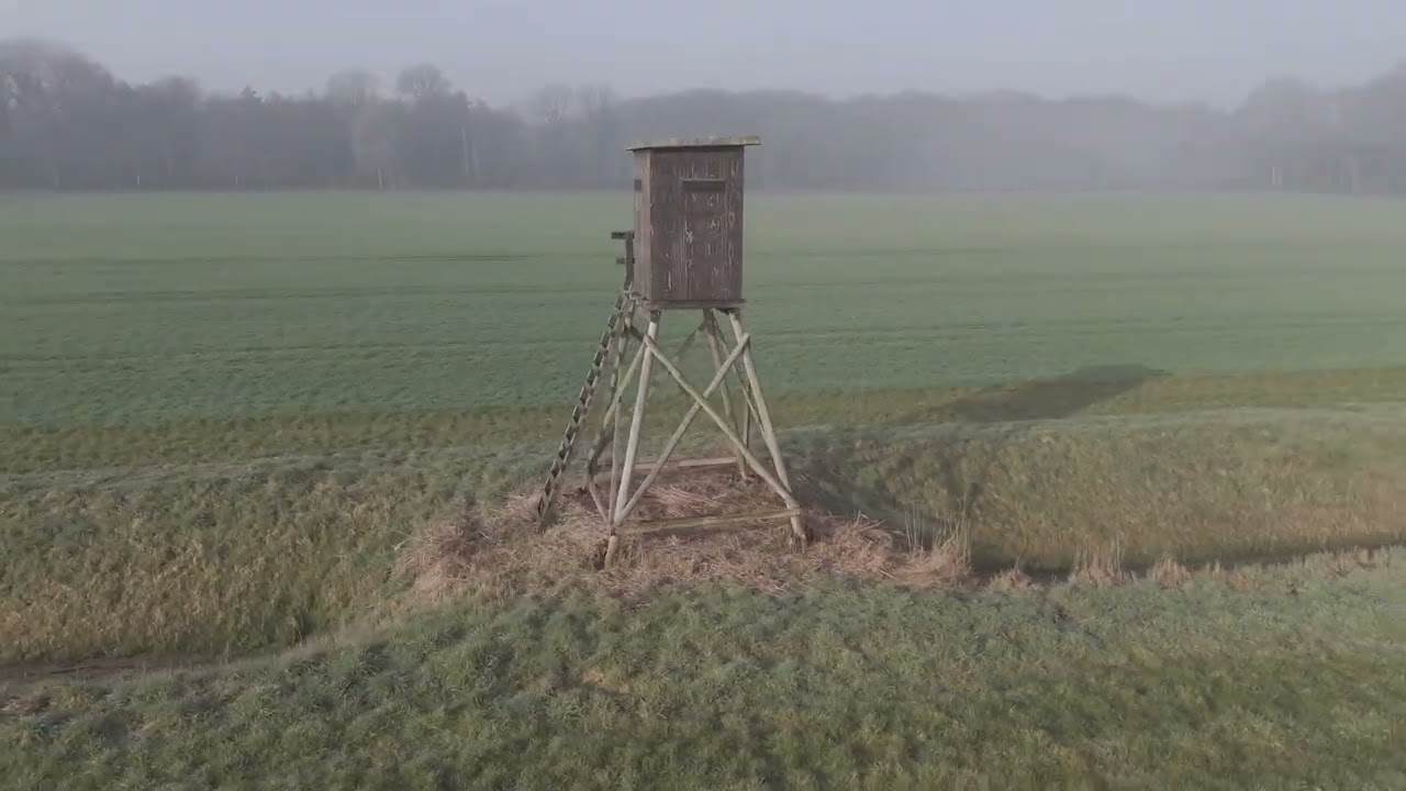 DJI Mini 4 Pro ,Testflug um einen Hochsitz herum im M&uuml;nsterland
