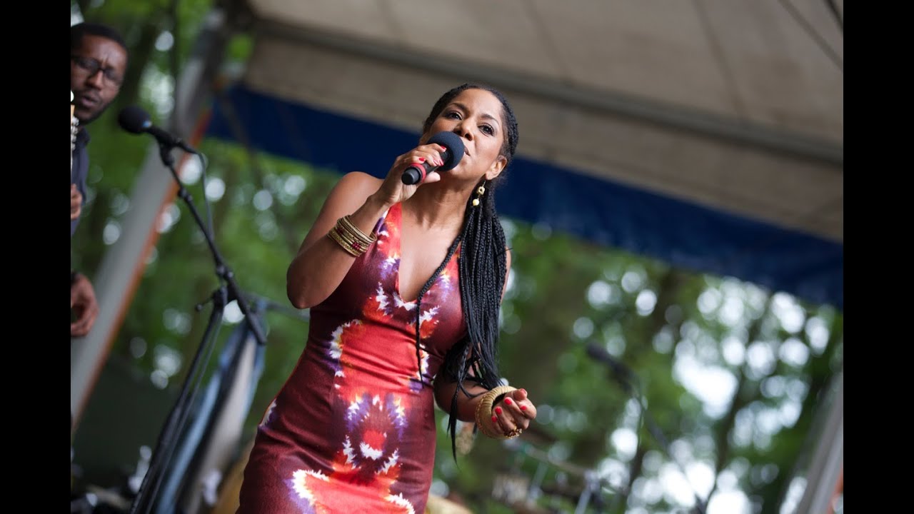 Nancy Vieira - No Ama - LIVE at Afrikafestival Hertme 2014