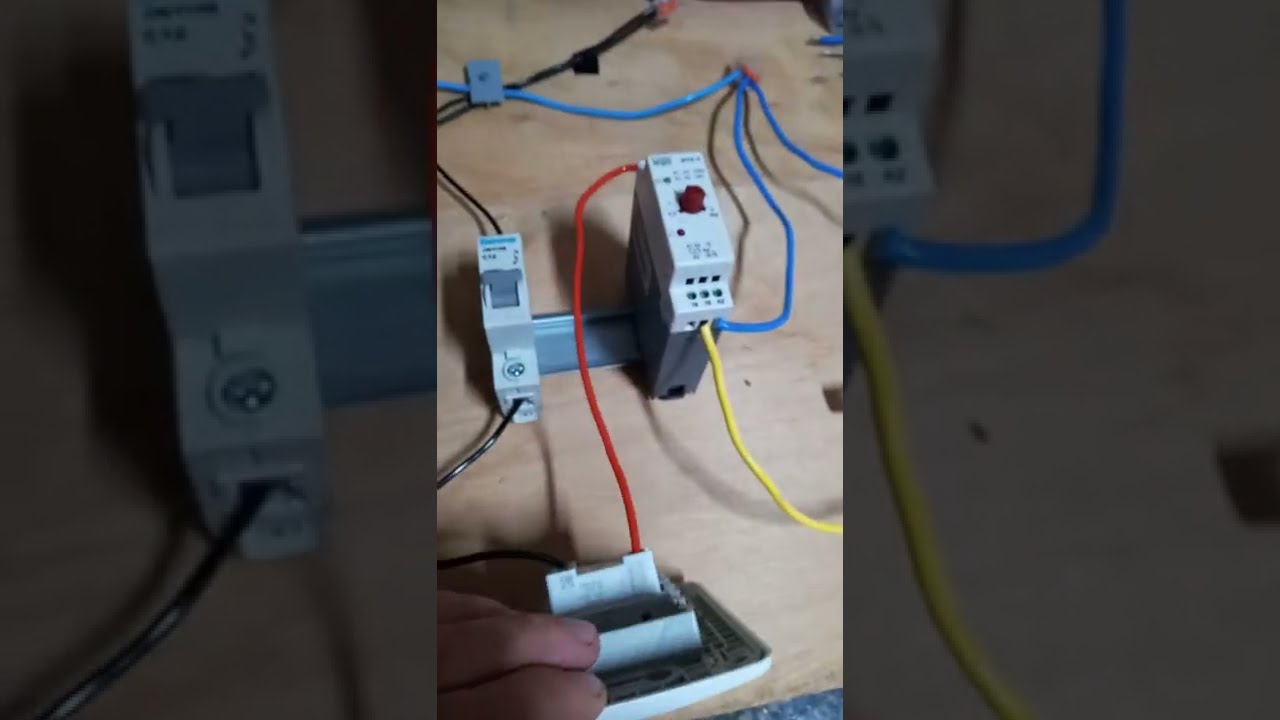 COMO INSTALAR UM RELÉ  TEMPORIZADOR NA PRÁTICA..... LIGAÇÃO BEM SIMPLES...