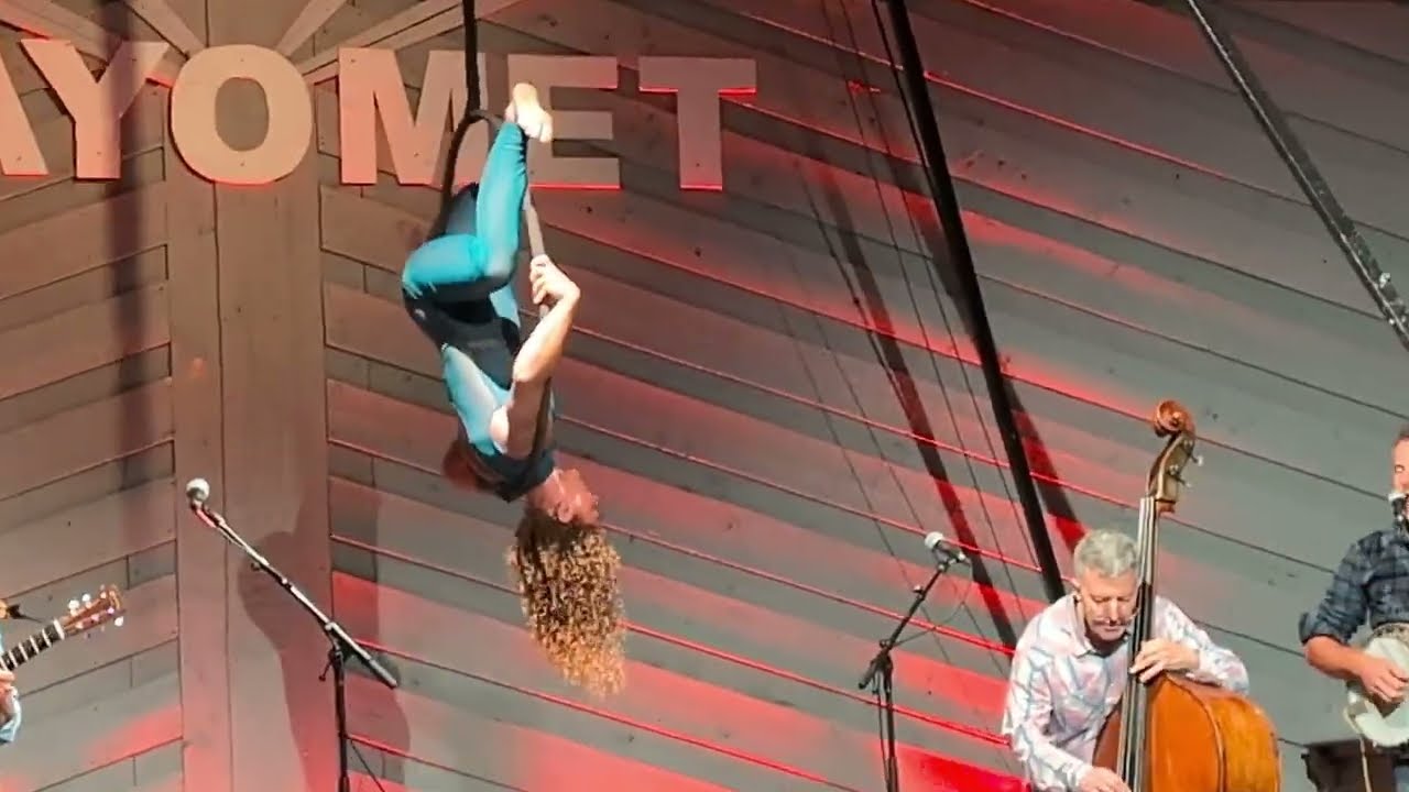 Deadgrass "Help On The Way/Slipknot!/Franklin's Tower" Live at Payomet Performing Arts Center