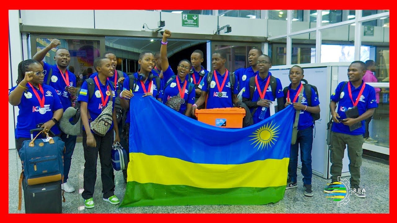 Abanyeshuri bo muri Christ Roi Nyanza bahagarariye u Rwanda mu marushanwa ku ikoranabuhanga rya AI