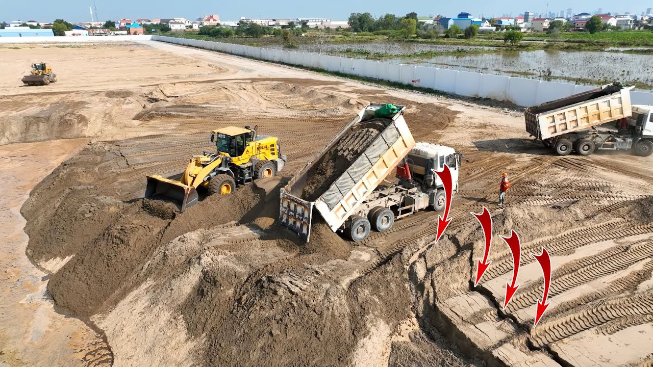 KTV Bulldozer ,  Projiect Crocodile Lake Cleanup and Dump Truck 25.5Ton Dumping Soil in sand