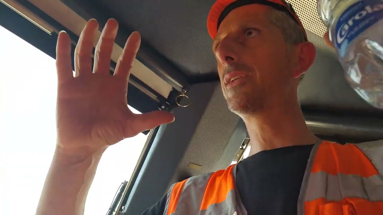 La cabine du tgv réseau 547