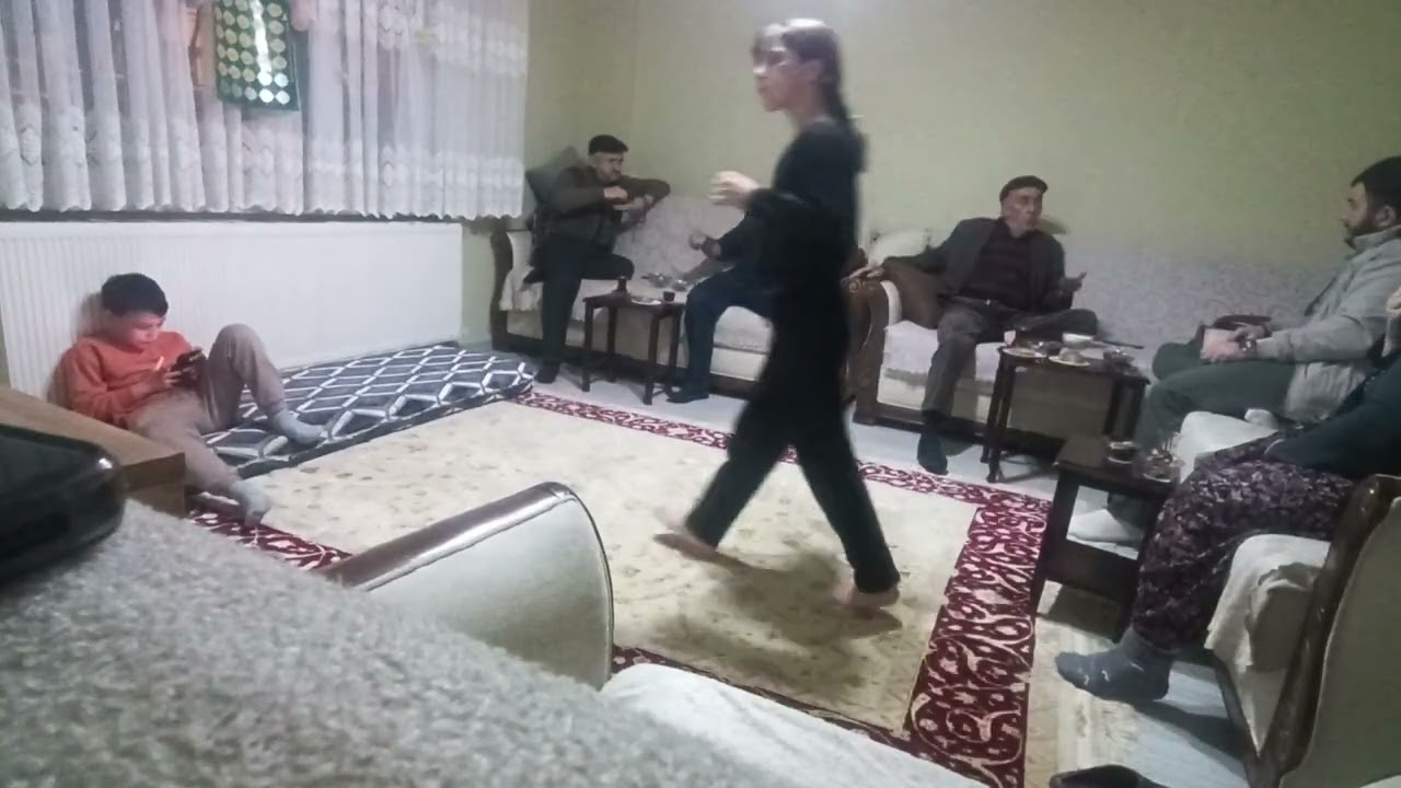 Musa enişte nin misafiri olduk beysat emmi anlatıyor gene :)) 