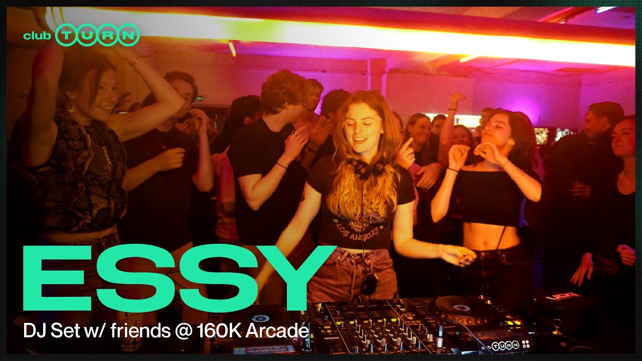 Essy | Uptempo House and Harddance DJ Set @ club TURN w/ friends