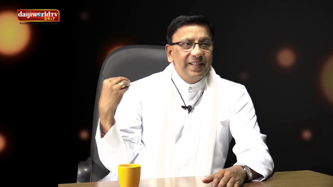 Fr Alban D'Souza on 'Hello Father' - ಯಾಜಕಾಚಾ ಜಿಣಿಯೆಚಿ ಕಾಣಿ : With Walter Nandalike