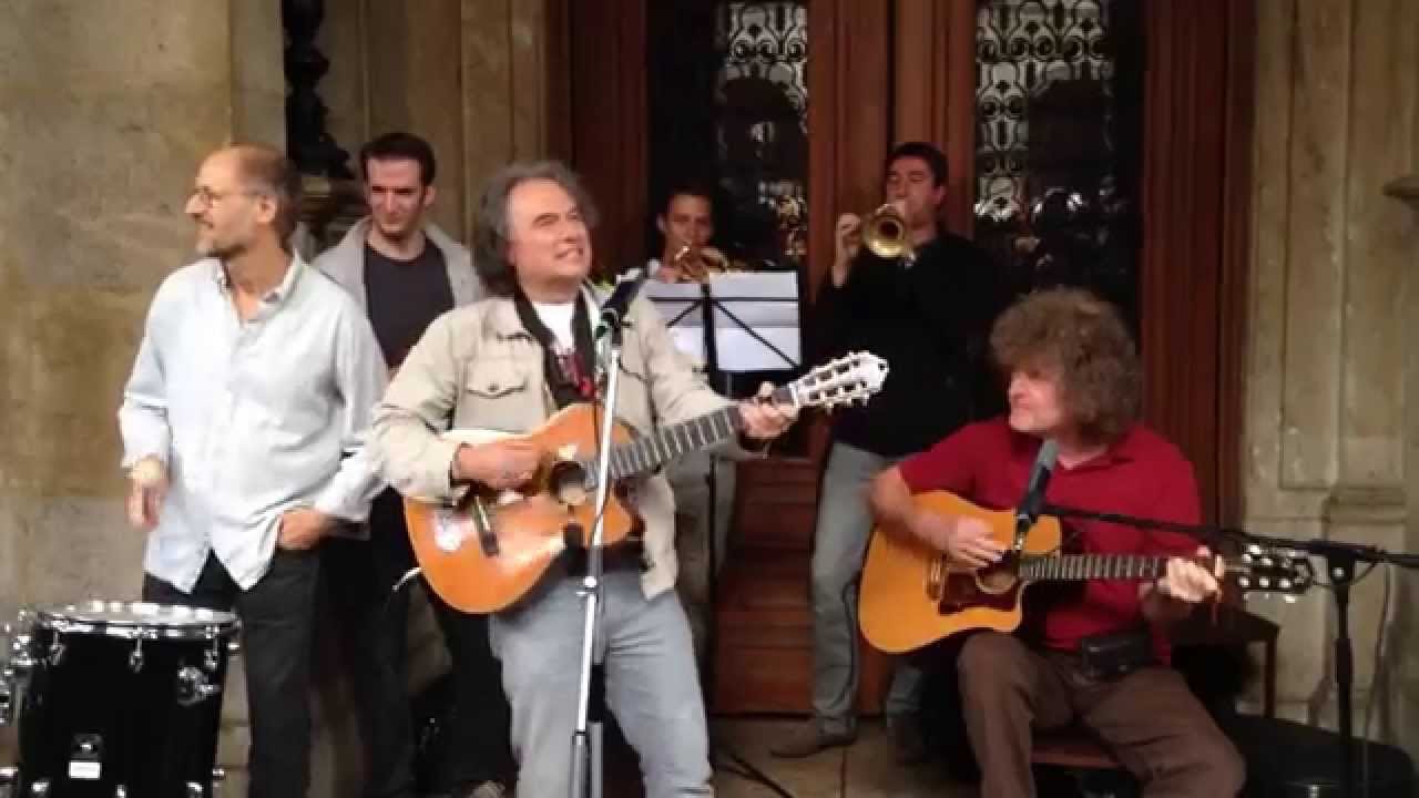 KFT - Utcai zenekar (Flashmob az Operaház előtt, 2014)