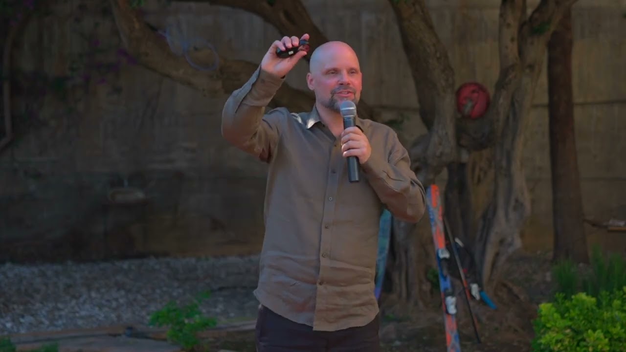 Walking the camino de Santiago | Steve Diasio | TEDxESEI Business School Barcelona
