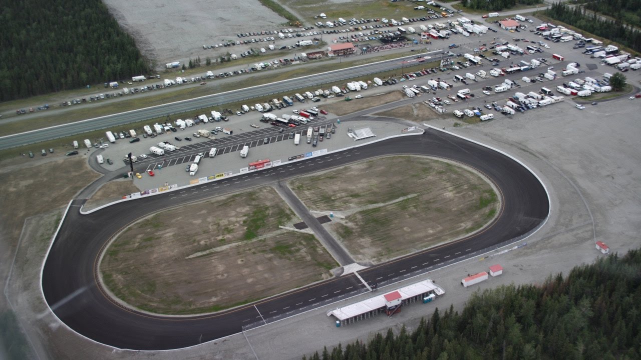 How to build a NASCAR track