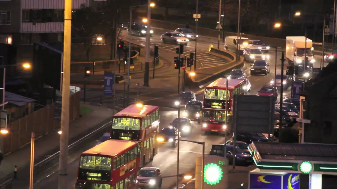 Tottenham Cross Roads (London Time Lapse)