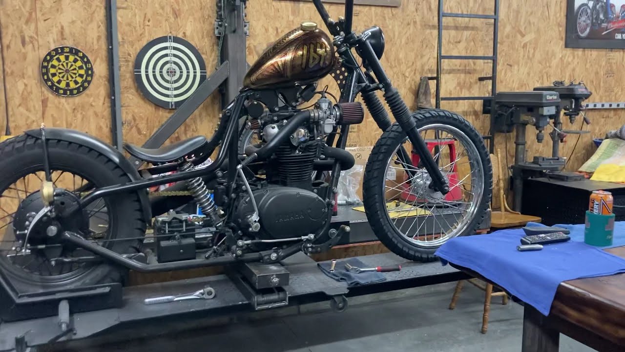 How to put a 21” Harley front wheel on Yamaha xs650 stock front forks.