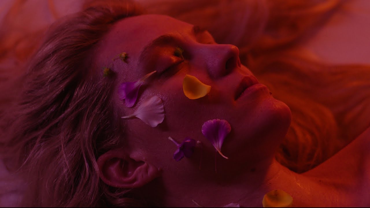 Evelyne Brochu - Difficile [vidéoclip officiel]