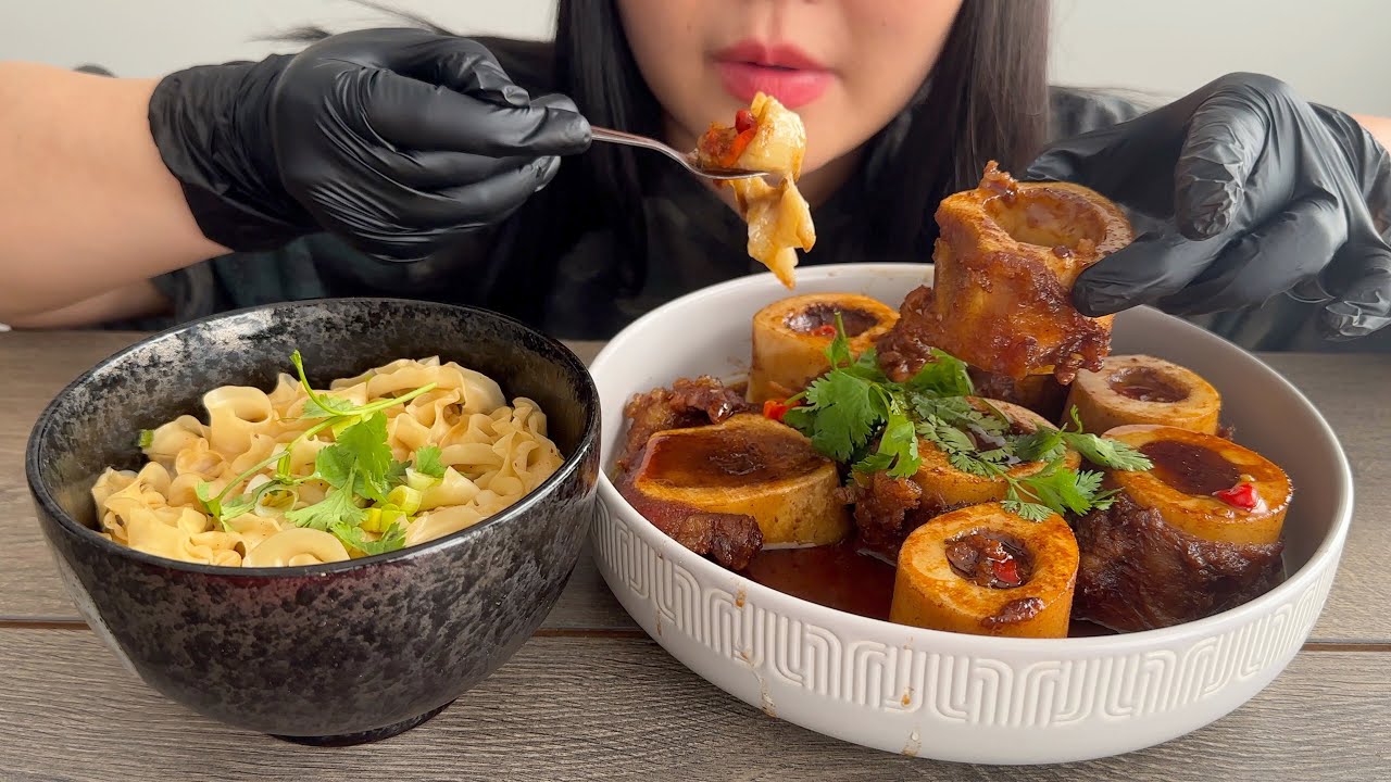 ASMR STICKY SWEET SOY BRAISED BONE MARROW + BEFF SOUP NOODLES MUKBANG (No Talking)