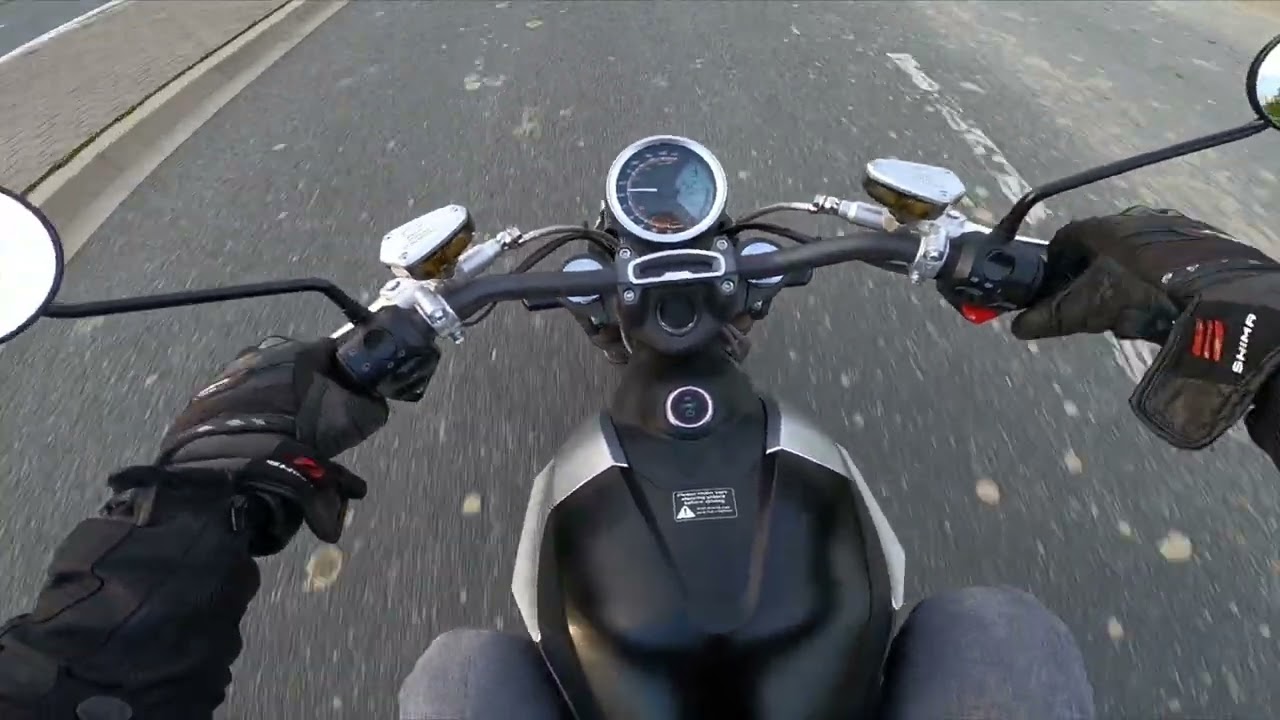 Test motocykli elektrycznych UKKO SUPERSOCO SURRON