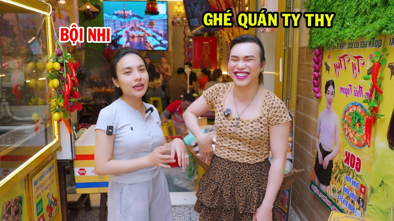 Bội Nhi gh&eacute; thăm qu&aacute;n Ty Thy Vlog Gỏi đu đủ