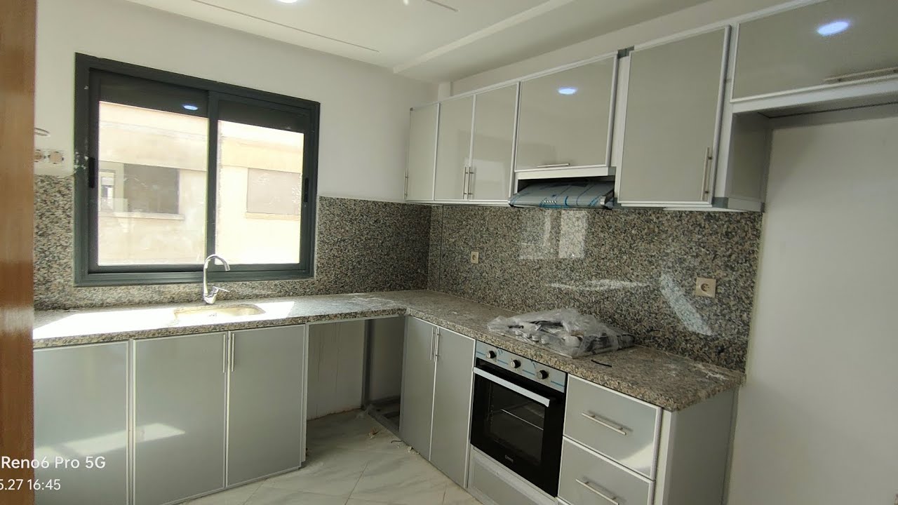 أصحاب الدعم سيدي معروف مساحة صغيرة 55 متر شقق رائعة مشمشة من جوج جيهات 0606055310