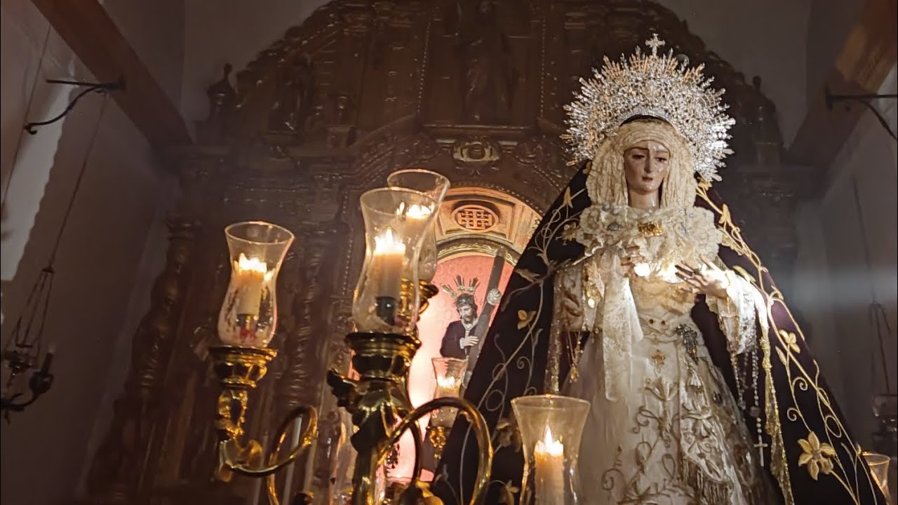 Salida de la virgen de las angustias 💜 de la hermandad del jesús nazareno utrera Rosario vespertino