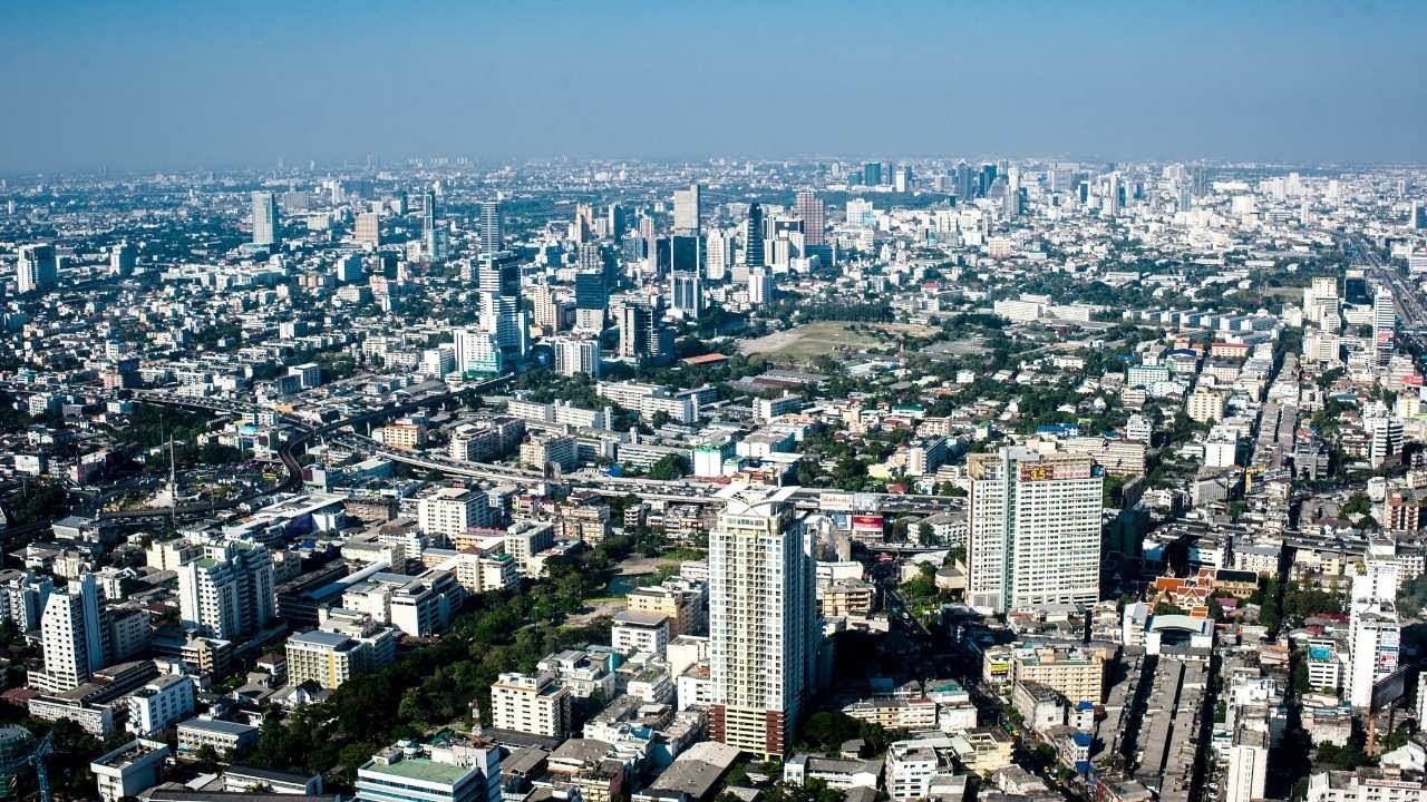 Urbanization 👌 : What is urbanization? , causes, advantages & disadvantages