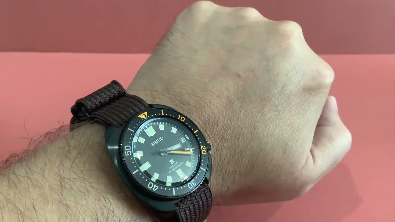 Распаковка дайверских часов Seiko Black Series SPB257 Willard Prospex