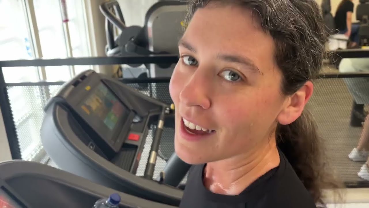 What I Eat in a Day + GYM: High Carb Low Fat (Luteal Phase)