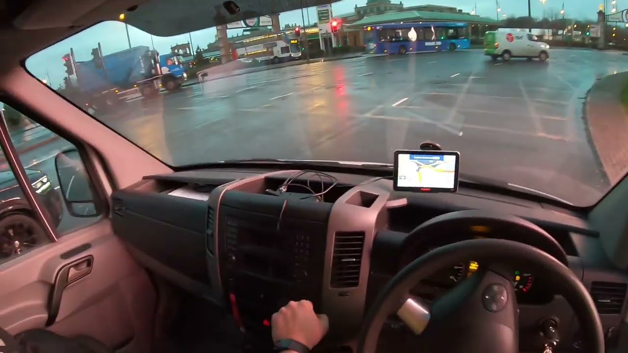 DAY IN THE LIFE OF 3.5t VAN DELIVERY DRIVER IN ENGLAND UK [POV]